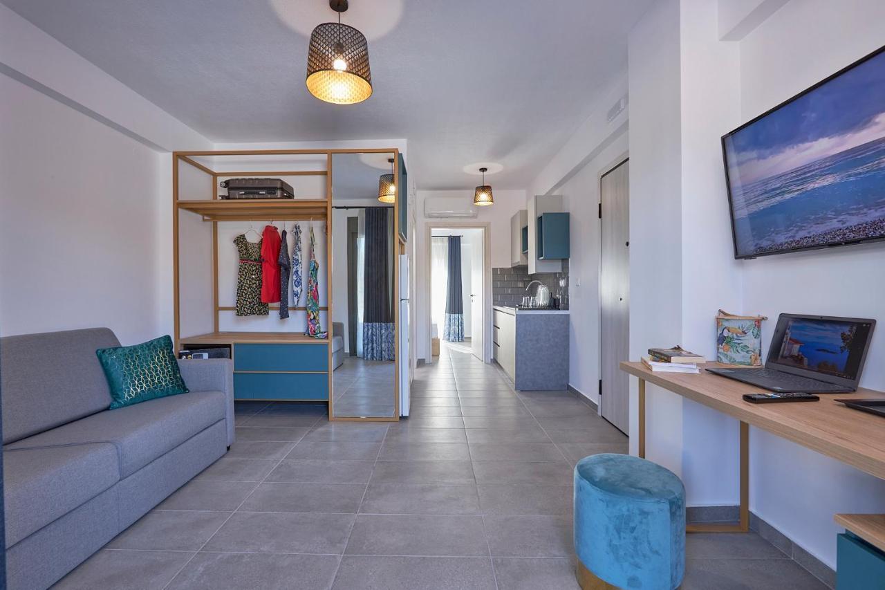 Greystoneapartments Paralia Dionysiou Exteriér fotografie